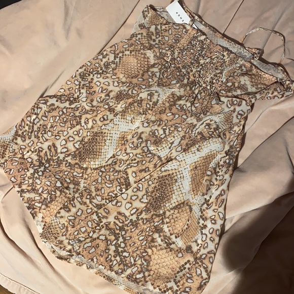 Snake Print Cutout Romper - Picture 2 of 2